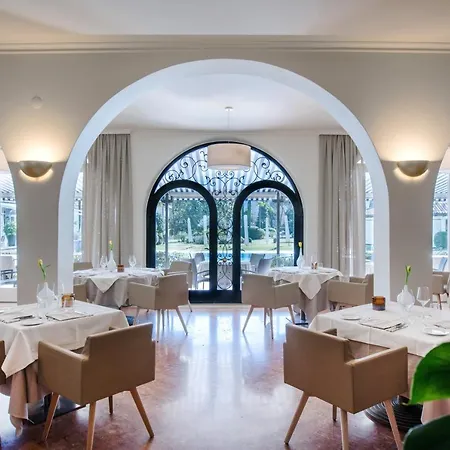 康乐度假村三角洲公园酒店 4*