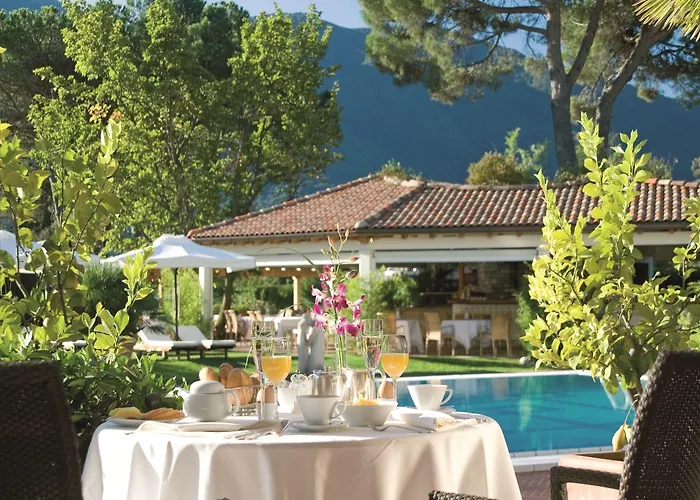 Parkhotel Delta, Wellbeing 4* 아스꼬나